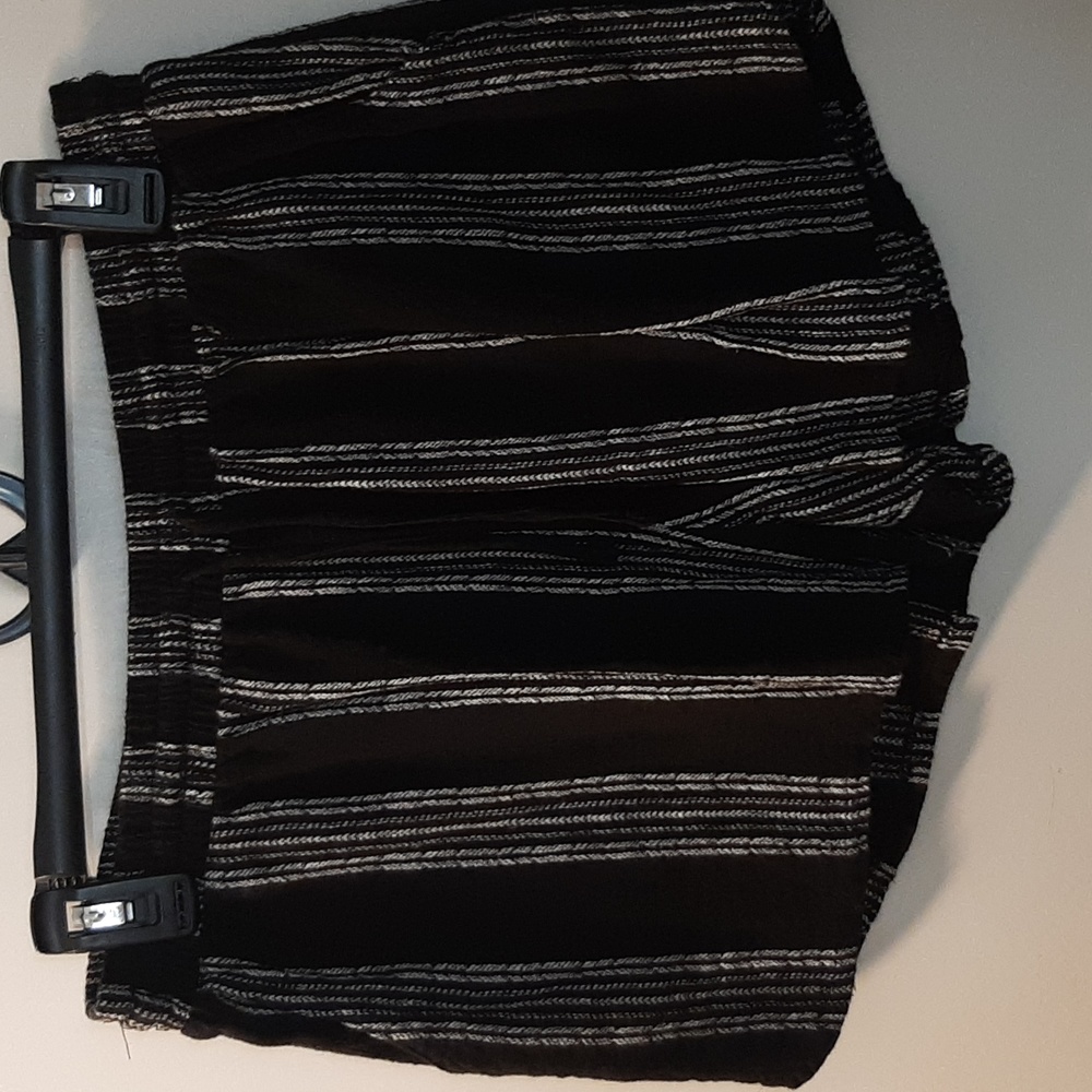 Universal Thread linen shorts size small